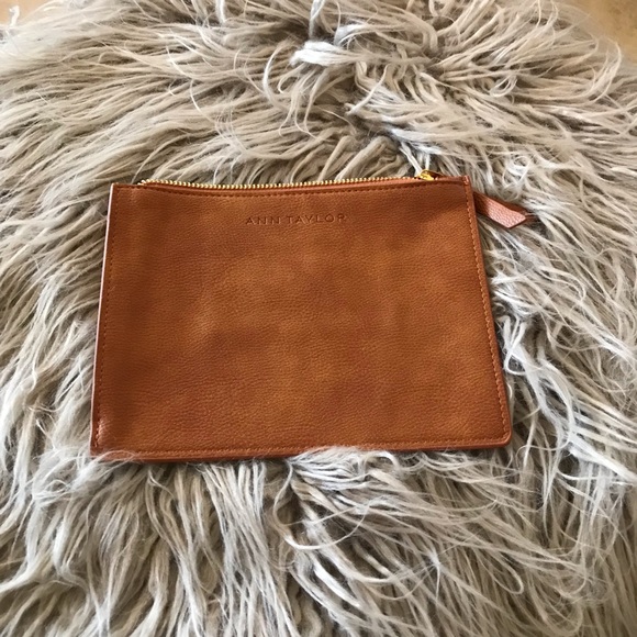 Ann Taylor Handbags - Ann Taylor Wallet/Clutch/Cosmetic Case - New! Ann Taylor Handbags - Ann Taylor Wallet/Clutch/Cosmetic Case - New!